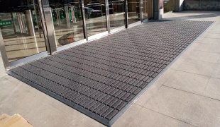 SG02 modular tile matting system