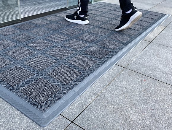 SG03 modular tile matting system